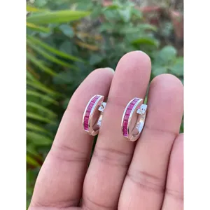 Pendientes de Aro Religiosos de Plata 925 con Rubí Natural - Bañados en Rodio, Modernos, en Oro Rosa de 14K o Oro de 18K - Product Image 4