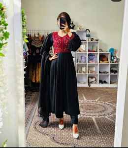 ชุดเดรส Afghani kuchi ของผู้หญิงวินเทจผ้าปะติดและเย็บปักถักร้อยเป็นมิตรกับสิ่งแวดล้อมยาวถึงพื้น - Product Image 2