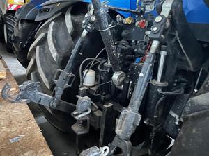 New Holland T8.420 - Product Image 2