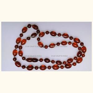 Collar de resina hecho a mano para mujer, novedad de 2023, collar de cuentas de triple capa, collar de cuentas coloridas de STAR CRAFTS INDIA - Product Image 3