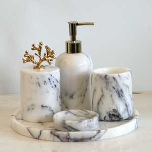 Juego de baño estilo Ángel modelo de resina duradera con bomba de loción y plato hecho a mano - Product Image 2