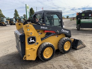 Cargadora Compacta de Ruedas John Deere 316GR Usada en Venta, Comparar con Otras Minicargadoras Compactas para Construcción y Agricultura - Product Image 6