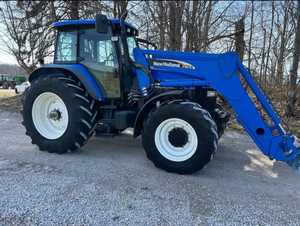 Machinerie agricole de tracteur Holland neuf et d'occasion du meilleur fournisseur avec chargeur et équipement agricole disponible à la vente - Product Image 2