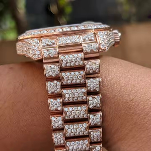 Golden Aura Moissanite Diamond Quartz Reloj analógico de lujo para hombre Pulsera de acero inoxidable Declaración de moda - Product Image 4