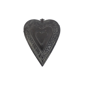 Gros décoratif en métal fer suspendu coeur feuille d'argent couleur en forme de coeur pour la décoration murale à la main en vrac - Product Image 3