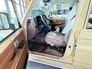 Toyota Landcruiser 79 4.5D-4D LX V8 Double Cab 2023 d'occasion - Product Image 5