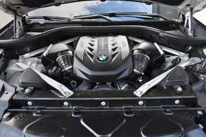 BMW X6 M50i AWD ปี 2021 สภาพดี พวงมาลัยซ้าย มาตรฐานไอเสียยูโร 4 วิ่ง 50,000-75,000 ไมล์ 150-200 แรงม้า - Product Image 3