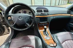 MERCEDES-BENZ E55 AMG SEDAN 2004 D'OCCASION CÔTÉ GAUCHE/DROIT - Product Image 4