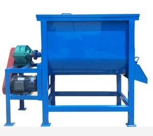 Máquina mezcladora de cinta de alimentación animal, mezcladora industrial horizontal de alta velocidad, tipo tanque - Product Image 1