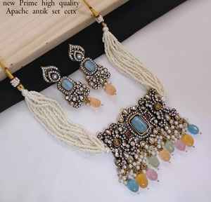 Famoso Collar corto de piedra cuadrada Jaypuri de calidad Premium Kundan Real indio maravilloso de alta calidad con juego de pendientes para mujer - Product Image 1