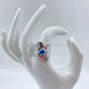 Meilleur prix Unique frappant argent femmes Style ethnique bague de fiançailles amour symbole alliance mode bracelets bracelets - Product Image 1