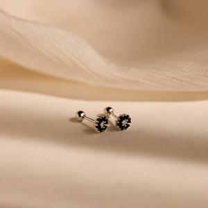 Onyx Fleur Boucles D'oreilles 925 Argent Plaqué Or Délicat Noir Gemme Floral Boucles D'oreilles en Or Art Déco Bijoux Cadeau pour Elle - Product Image 2