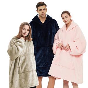 Sweat à capuche personnalisé en Viscose / Polyester de grande taille Vêtements d'hiver en polaire avec logo personnalisé pour femmes Broderie tricotée sur le devant - Product Image 3