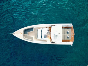 Bateau haut de gamme F-j-o-r-d 36 O-P-E-N - Product Image 4