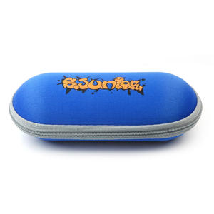 Caja de Embalaje de EVA para Gafas Infantiles con Color y Diseño Personalizados, Material Rígido, Modelo M30028 15.6x7.3x5.8cm - Product Image 2