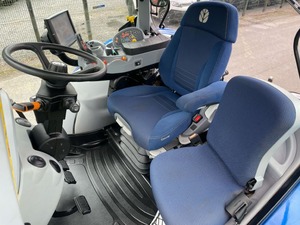 Tracteur neuf et Hollandd T7.225 d'occasion à bas prix à vendre - Product Image 3