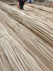 Canne/poteau/noyau en rotin brut écologique d'origine éthique, meubles de décoration faits à la main fabriqués au Vietnam - Product Image 6