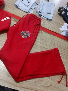 Survêtements d'hiver personnalisés pour hommes, à capuche, décontractés, unis, avec patch brodé effet vieilli, style urbain, 100% coton, coupe droite, doux, teint uni - Product Image 5