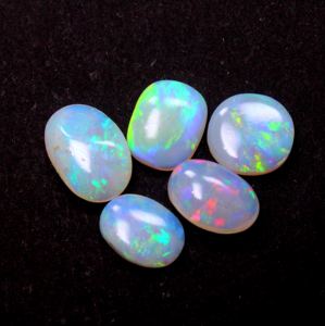 Opales Australiennes Naturelles Lisse Cabochon Pierres Précieuses 5pc Lot Taille Ovale 14X10 à 11X8mm Haute Qualité pour la Fabrication de Bijoux - Product Image 3
