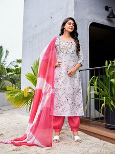 La última impresión digital de muselina al por mayor con trabajo de espejo hecho a mano con pantalón afgano de seda con Nazneen Seburi teñido Dupatta - Product Image 4