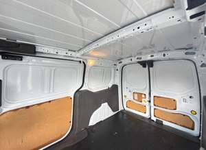 Fourgonnette utilitaire compacte XL édition 2023 d'occasion - Product Image 6