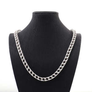 Collar de Cadena Cubana con Diamantes VVS Chapado en Oro de 14K para Hombre, Estilo Hip Hop Bling Rapper - Product Image 3