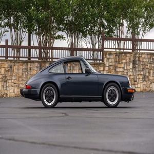 Porsche Carrera 1998 Usado, Transmisión Manual/Automática, Asientos de Cuero, Interior Oscuro, Neumáticos R16 - Product Image 3