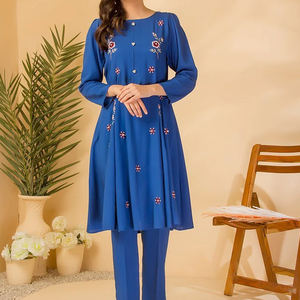 Vestido de Fiesta Salwar Kameez de Seda Bordada con Diseño Exclusivo, Gran Venta, la Mejor Calidad, Hecho en Pakistán - Product Image 4