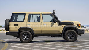 CRUISER 70 SERIE 2.8D 2025 - Product Image 2