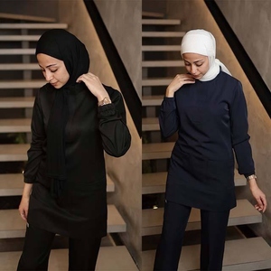 Conjunto de Uniforme Médico Musulmán para Mujer, Cómodo, Elegante y Duradero, Fabricante OEM - Product Image 3
