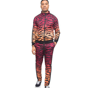 Survêtement de Jogging pour Hommes de Haute Qualité Logo Personnalisé OEM Formation Gym Impression Par Transfert De Chaleur Ensembles Personnalisés Respirant Solide À Capuche - Product Image 6