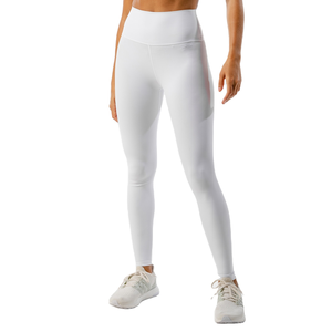 2025 pantalones de Yoga de cintura alta de nailon con logotipo personalizado mallas de gimnasio para mujer con patrón de ropa deportiva sólida - Product Image 1