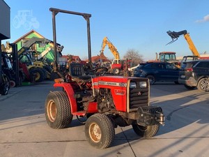 รถแทรกเตอร์ Massey Ferguson 185 สีแดง เครื่องยนต์เกษตร 185 แรงม้า รถแทรกเตอร์มือสอง - Product Image 5