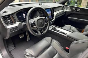 VOL-VO XC60 T8 POLE-STAR ENGINEERED EXTENDED RANGE 2022 HYBRIDE RECHARGEABLE AWD 455 CV, TRÈS PROPRE, LHD/RHD, PRÊT À ÊTRE EXPÉDIÉ - Product Image 4