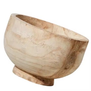 Tazón de madera con acabado rústico natural hecho a mano, ideal para servir en la cocina, exhibir ensaladas y frutas, y como elegante decoración para el hogar. - Product Image 5