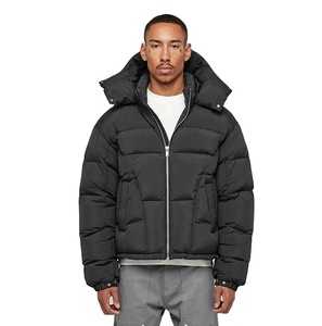 Vestes bouffantes imperméables pour hommes disponibles OEM et ODM Vestes bouffantes pour hommes à capuche personnalisable avec fermeture à glissière pour l'hiver extérieur Vestes bouffantes pour hommes - Product Image 1