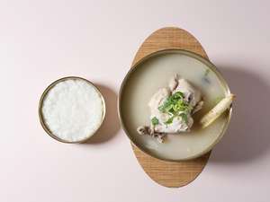 Sopa de pollo Ginseng coreana instantánea Samgyetang sopa de hierbas tradicional plato de salud Premium bolsa de comida lista coreana - Product Image 2