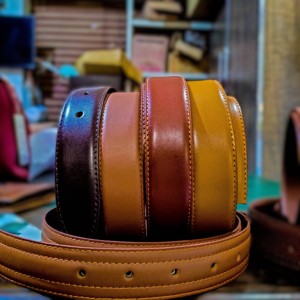 Cinturones Casuales de Hombre de Alta Calidad y a la Moda, con Logotipo Personalizado, Hebilla de Cuero Genuino, Estilo Lujoso, Venta al Por Mayor OEM - Product Image 4