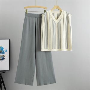 ชุดเสื้อสเวตเตอร์ฤดูร้อนผ้าทอแจ็คการ์ดสั่งทำพิเศษสำหรับผู้หญิง คุณภาพสูง ระดับพรีเมียม ผ้าสแปนเด็กซ์/โพลีเอสเตอร์ ระบายอากาศได้ดี บริการพิมพ์ลายแบบ OEM - Product Image 5