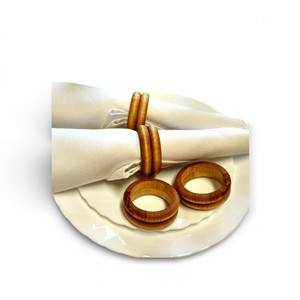 Ensemble d'anneaux de serviette en bois ovales arrondis avec finition polie lisse pour un style de table moderne et naturel, unique - Product Image 4