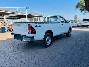 Usado 2023 Toyota Hilux Cabina simple 2,8 GD6 - Product Image 3