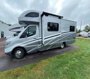 DESCUENTO 2023 Winnebago V-i-e-w 24V listo para la venta - Product Image 2