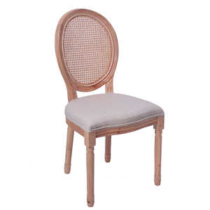 Chaise de salle à manger intérieure nordique de luxe avec siège rembourré et pieds coniques conçue pour les intérieurs modernes minimalistes - Product Image 1