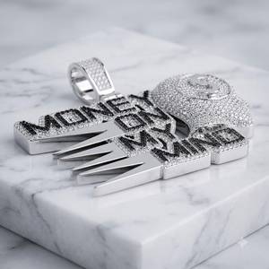 Colgante de plata de ley 925 con diamantes de moissanita VVS, estilo hip hop, con diseño de dólar, para hombre y mujer, joyería de lujo personalizada. - Product Image 2
