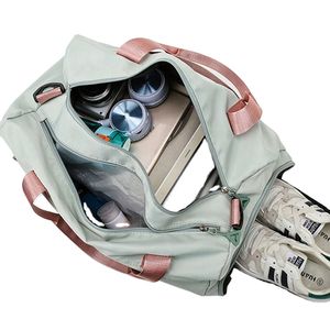 Bolsas de gimnasio de alta calidad personalizadas OEM, ligeras e impermeables con logotipo personalizado, bolsa de gimnasio deportiva de nuevo diseño - Product Image 3