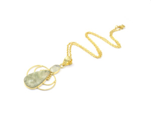 Piedra preciosa de piedra lunar de Aguamarina y arcoíris con forma de pera chapada en oro, joyería hecha a mano, colgante de collar - Product Image 2
