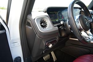 Faible coût ! G-Class A.M.G G 63 4MATIC AWD 4L V-8 9 vitesses automatique, intérieur cuir, SUV / Crossover, voiture de luxe, modèle 2021, d'occasion - Product Image 3