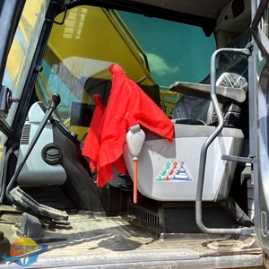 รถขุดตีนตะขาบ PC200-8 มือสอง ปี 2015 ใช้งานมาแล้ว 2680 ชั่วโมง บุ้งกี๋ 1 เมตร ขาย - Product Image 6