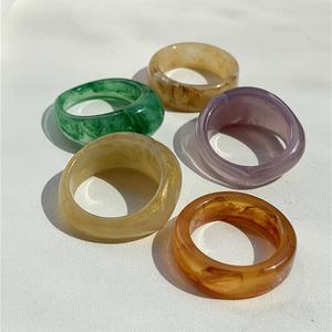 Bagues en résine style moderne unisexe pour usage quotidien, multicolores, forme ovale, alliances, bijoux chrétiens, cadeau - Product Image 2