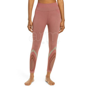 Leggings de yoga sur mesure, nouvelle collection, taille élastique, couleur unie, fabriqués au Pakistan. - Product Image 2